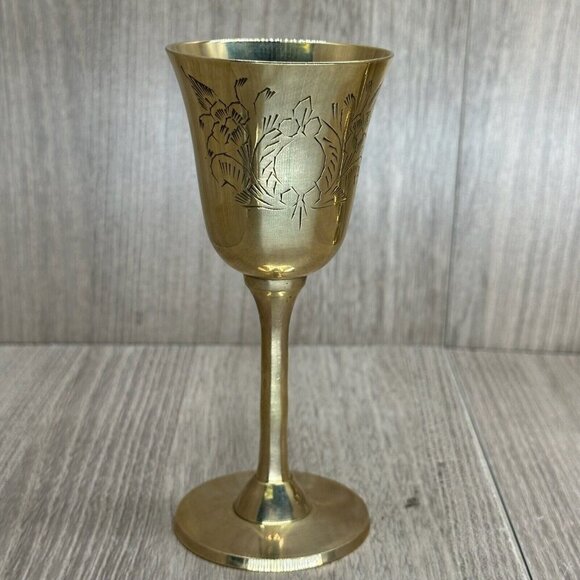 MJK Handicrafts Set Of 4 Gold-Plated Wine Goblets With Etched Floral Design - Picture 3 of 8